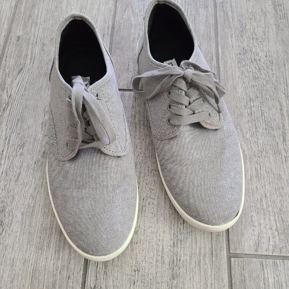 Steve Madden men's grey canvas sneakers size 7.5 - Picture 3 of 13